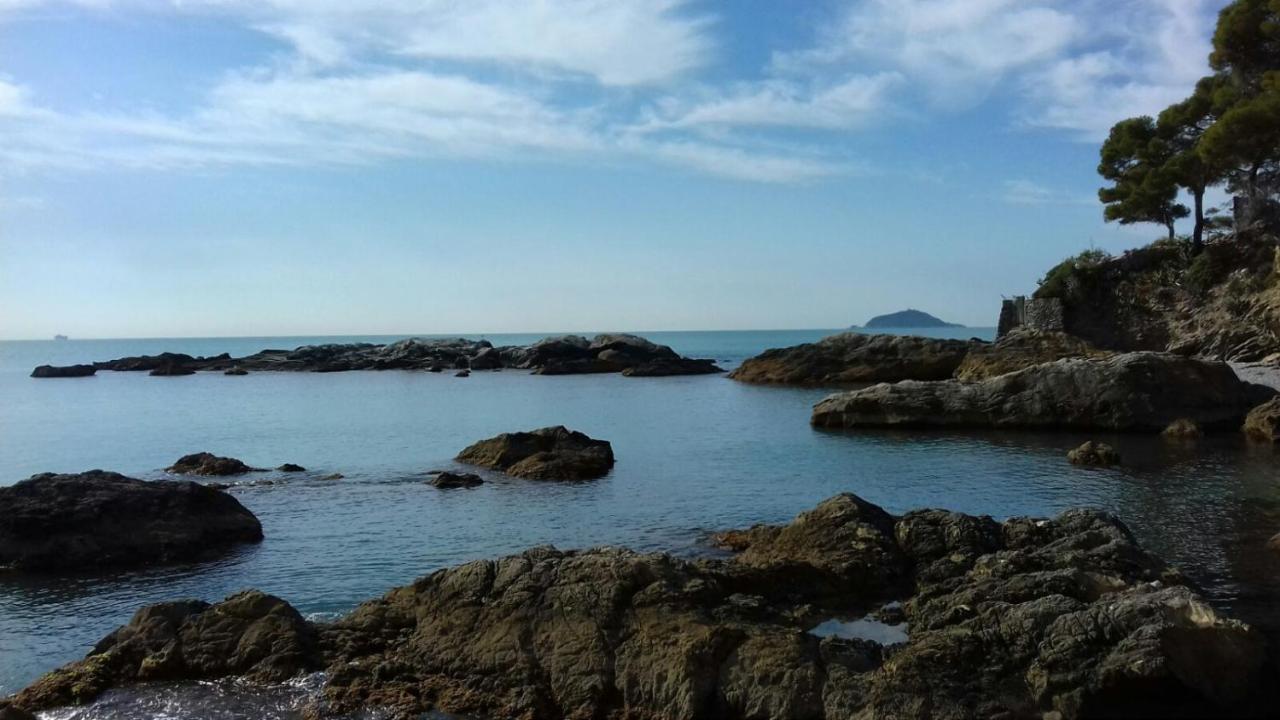 Casa Cargia' Holidays San Terenzo Bagian luar foto