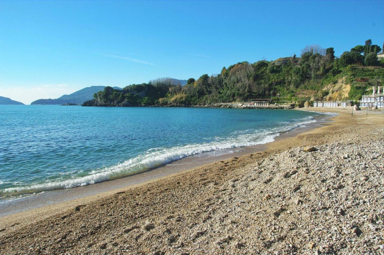 Casa Cargia' Holidays San Terenzo Bagian luar foto